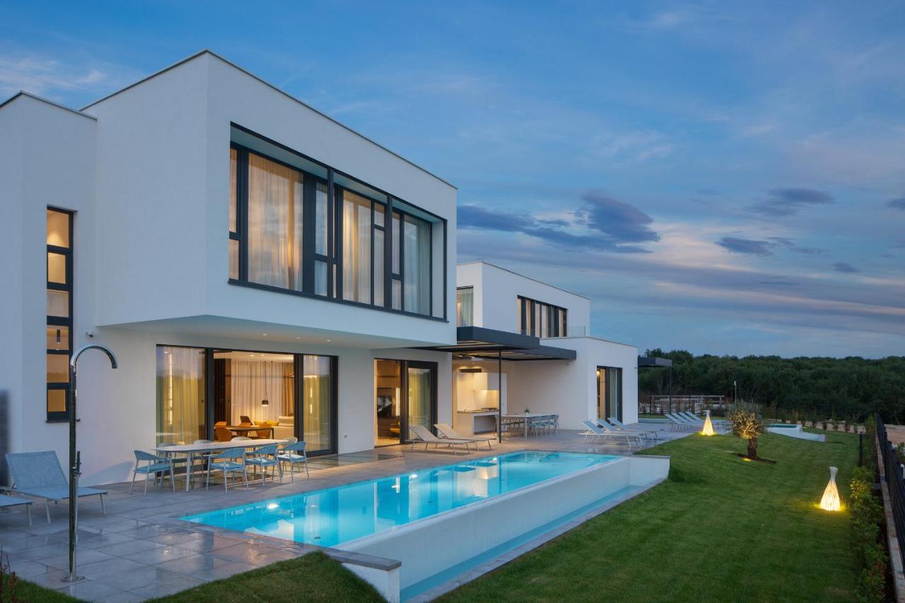 Design Villa Noble With Spa Bale Kültér fotó